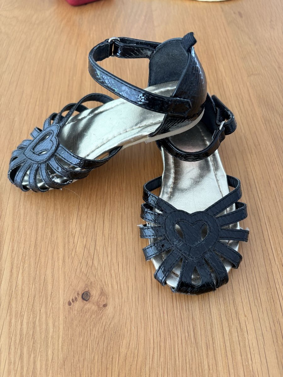 Chaussures garçon:  Sandali bambina – D'occasion à S. Antonino par FedeKikka88 5