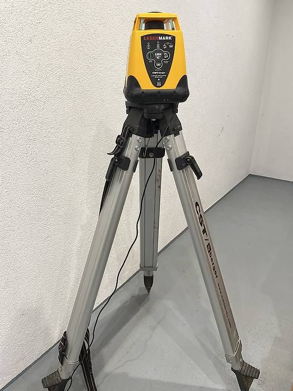 Misurare: Rotationslaser CST/Berger – Usato da Brünisried venduto da andre.buchs