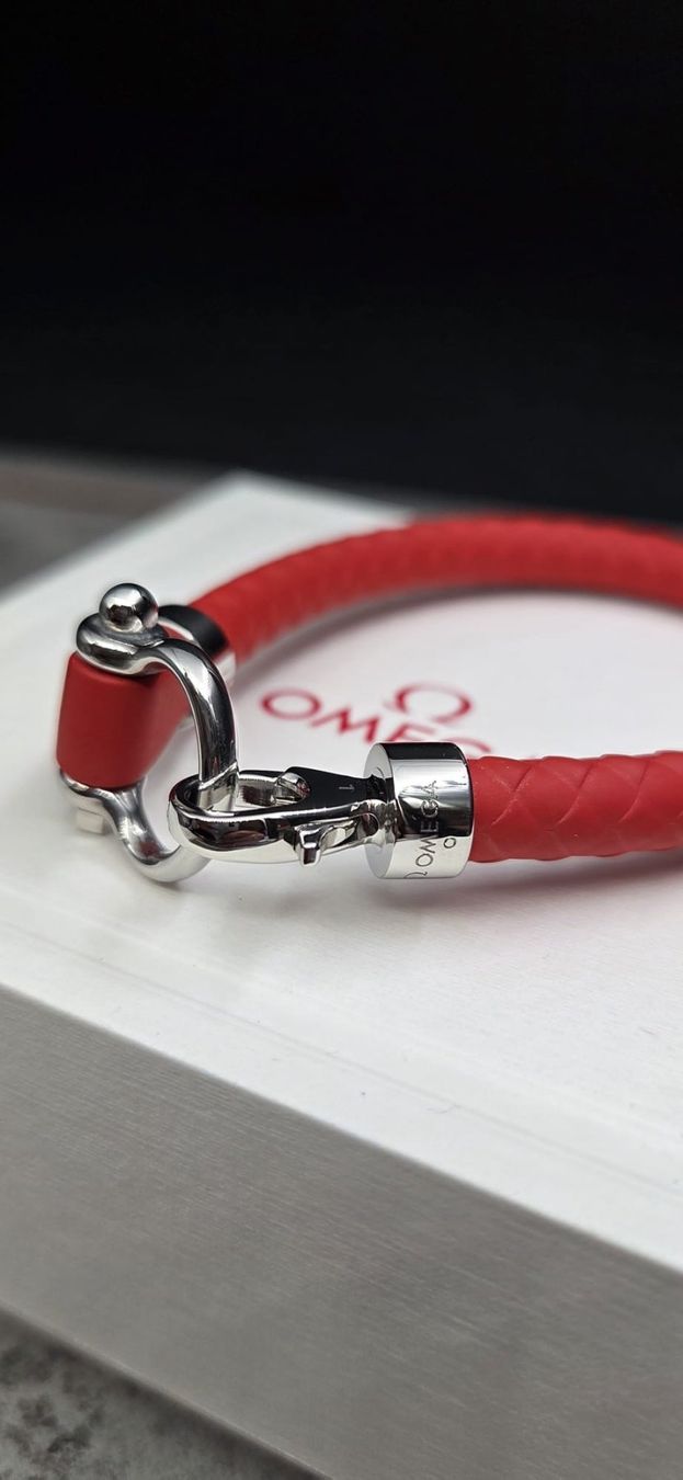 Omega Bracciali & Braccialetti: Omega – Nuovo e nell'imballaggio originale da La Chaux-de-Fonds venduto da curtitswisswatches 1