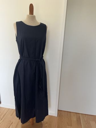 Kleid dunkelblau Grösse 38 von Manor aus Leinen& Baumwolle