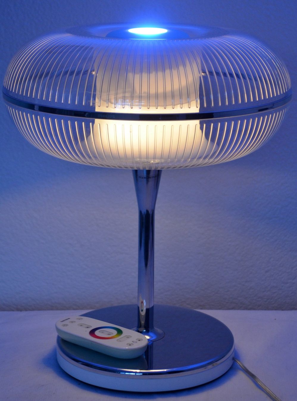 Lampade: Lampe Philips Livingambiance – Usato da Collonges venduto da arashee 4