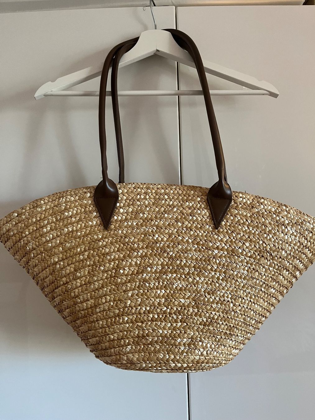 Asos Taschen für Damen: Korbtasche, Strohtasche, Strandtasche – Gebraucht aus Luzern von maschmo
