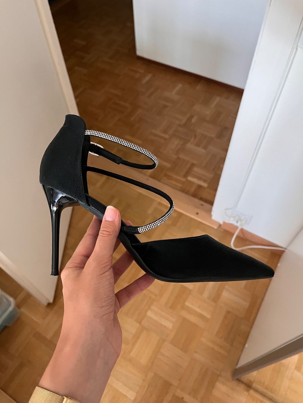 Dosenbach Damenschuhe: Talons noirs avec des strass – Gebraucht aus Genève von giulia_almnn 1
