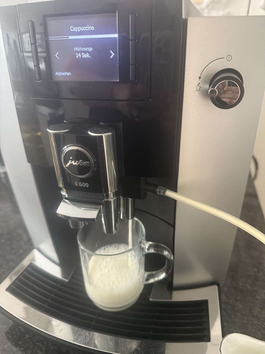 Jura Macchine per caffè & Macchine per espresso: Jura E600 – Usato da Buttikon SZ venduto da KaffeeGenussBronja 6
