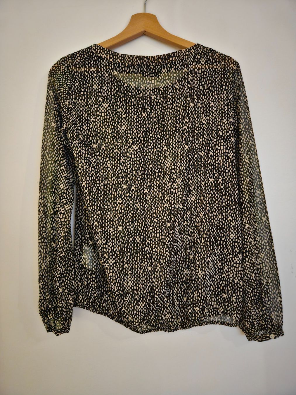 Blusen: Tolle Bluse Gr.34 – Gebraucht aus Schaffhausen von sabrina915 6