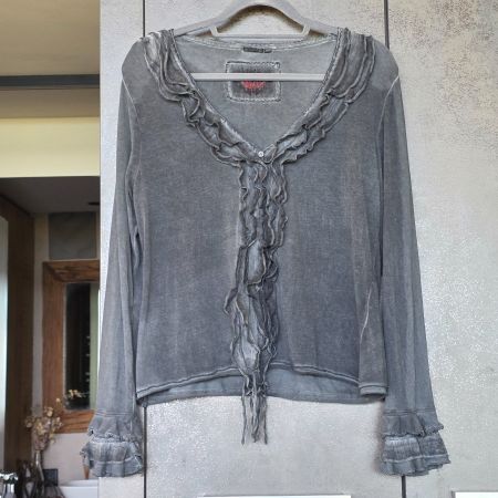 🐸 NILE BLUSE MIT RÜSCHEN L RÜSCHENBLUSE GRAU