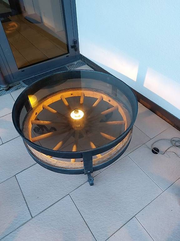 Tavoli: Tisch aus Wagenrad – Usato da Schwyz venduto da cla_md9r