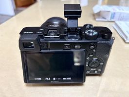 Sony a6100