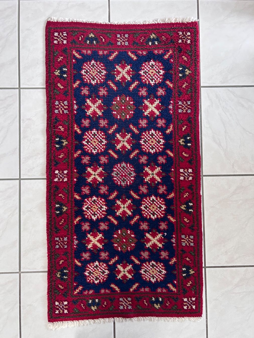 Tappeti: Teppich, Orientteppich, gut erhalten 83x162 – Usato da Solothurn venduto da dbmd333