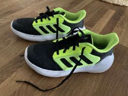 Hallenschuhe Gr. 37.5
