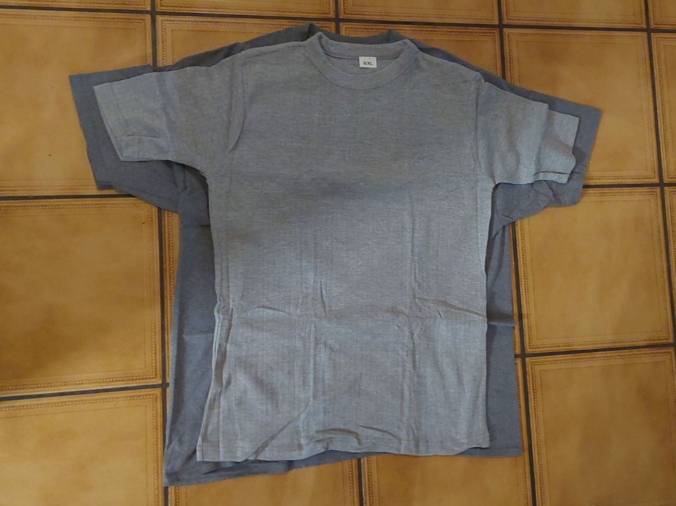 Biancheria intima: Thermoshirt Herren div. Grössen Hellgrau – Nuovo e nell'imballaggio originale da Erlinsbach venduto da pfunky 2