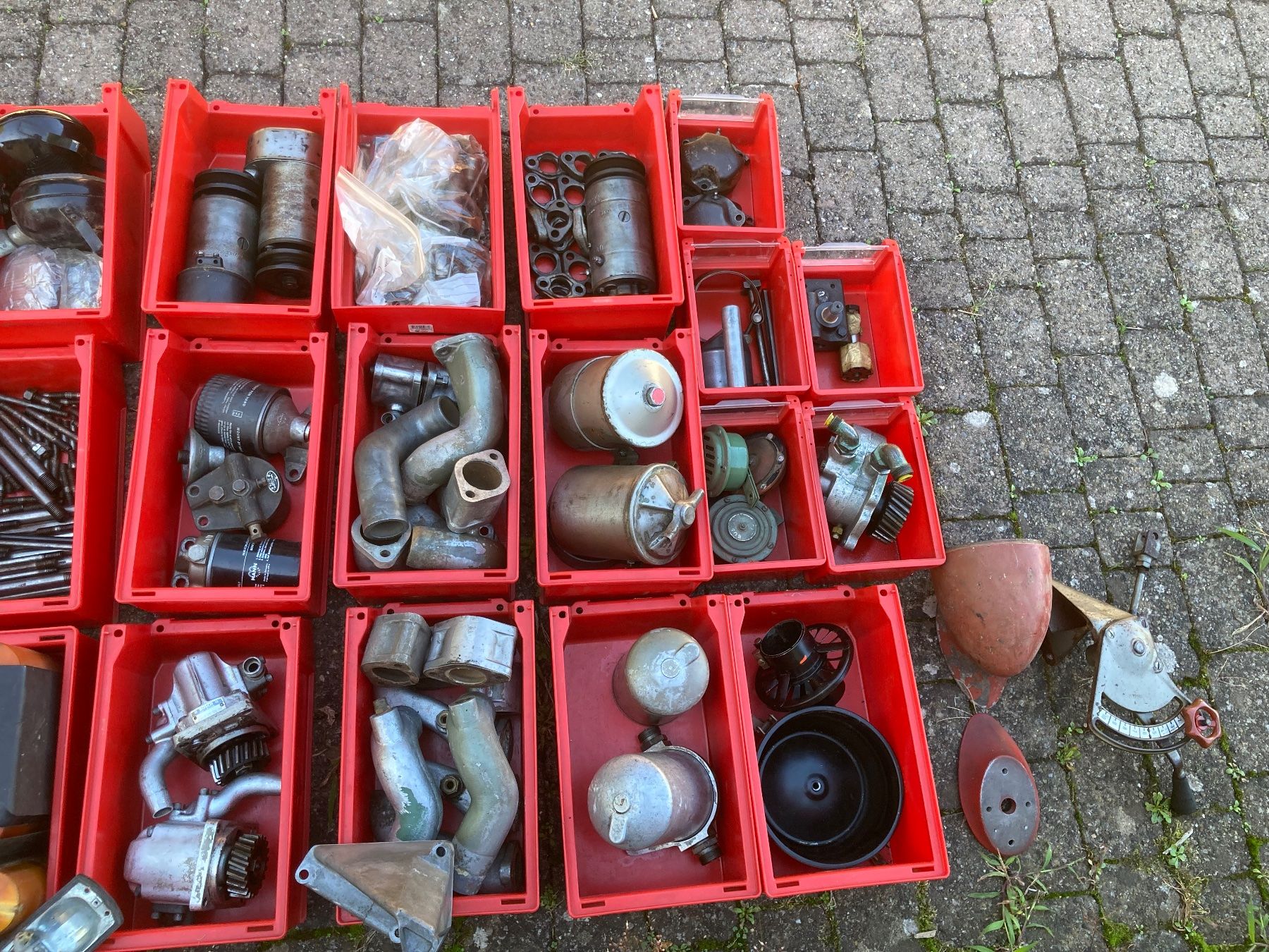 Hürlimann Trattori: Hürlimann Teile – Usato da Lommiswil venduto da Hosi88 3