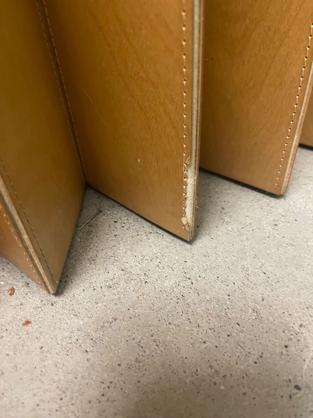 Thut Armoires: FALTVORHANG-SCHRANK, THUT – D'occasion à Zollikon par Princess33 2