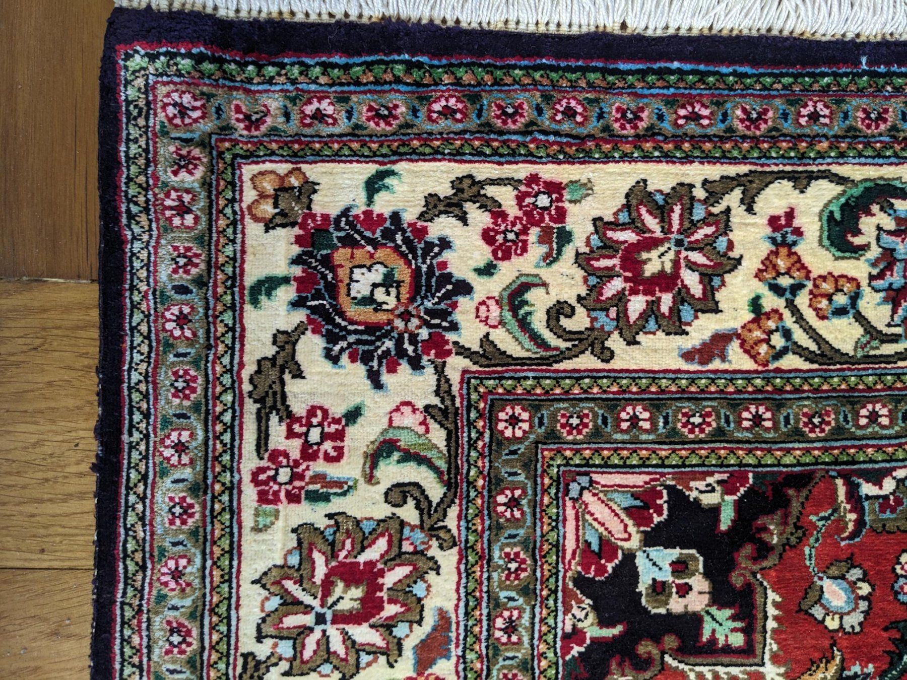 Teppiche: Ghom Seidenteppich, Iran, Handgeknüpft – Gebraucht aus Ennetbaden von and_2bs9 4