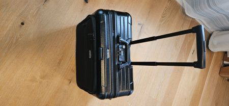 Rimowa  Trolley (2 Rollen) – Schwarz / Top für Business
