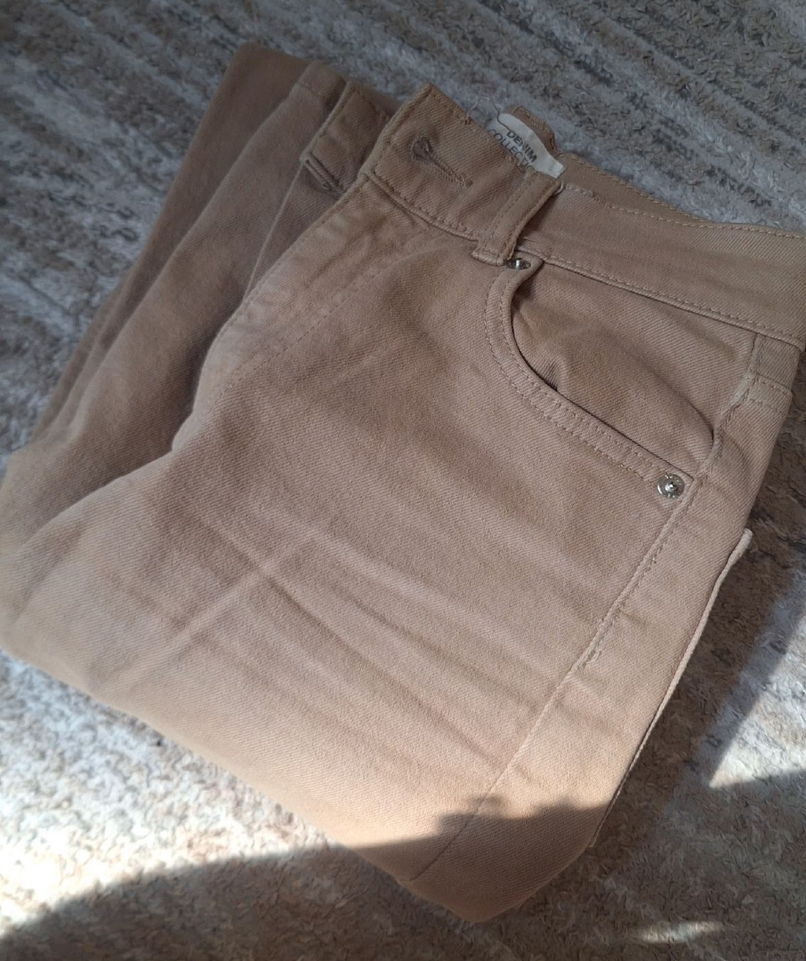 H&M Jeans: Jean beige S – Nuovo (secondo la descrizione) da  venduto da  1