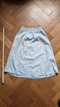 Leichter Sommerrock, hellblau, Grösse XS, von Pieces