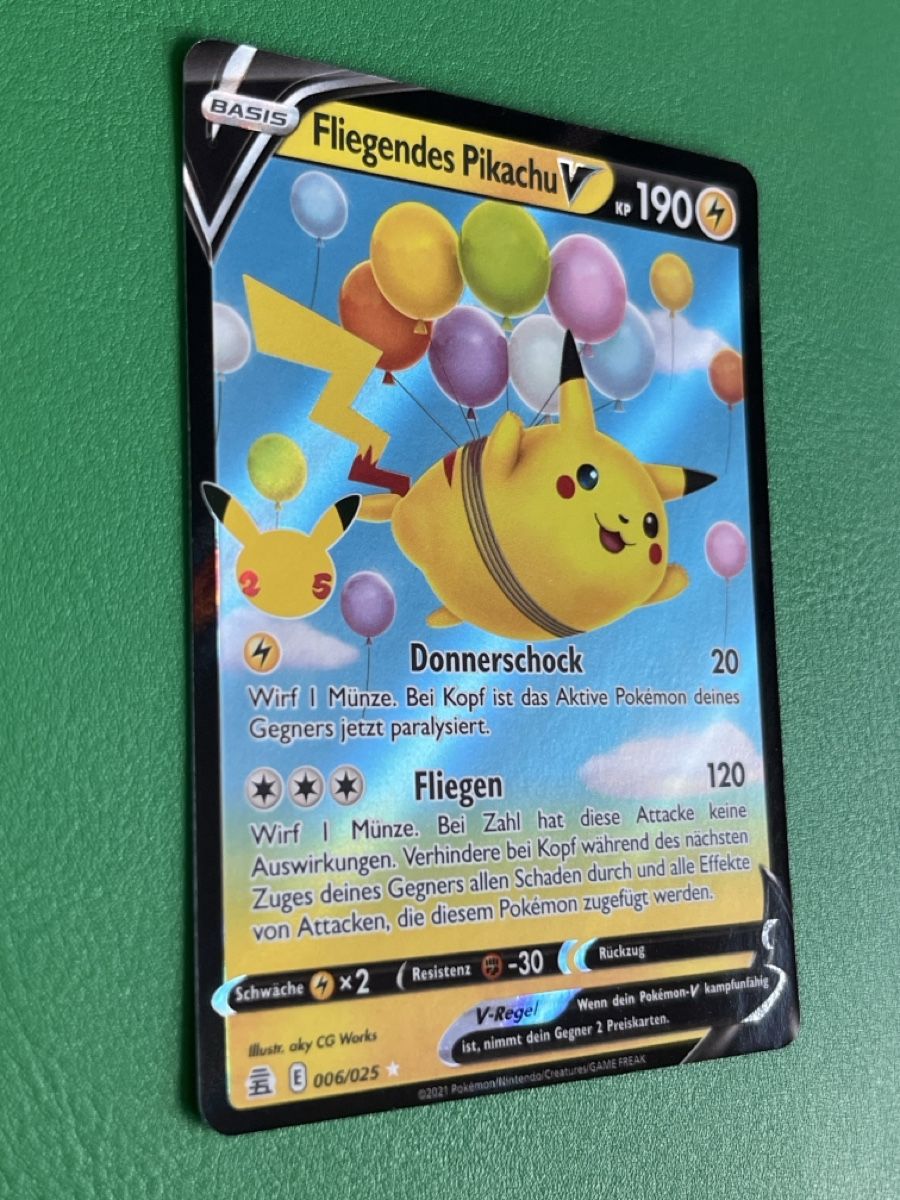 Pokémon Carte collezionabili: Pokemon Celebrations Fliegendes Pikachu V CEL 006 DE – Nuovo (secondo la descrizione) da Lommiswil venduto da diti_89 2