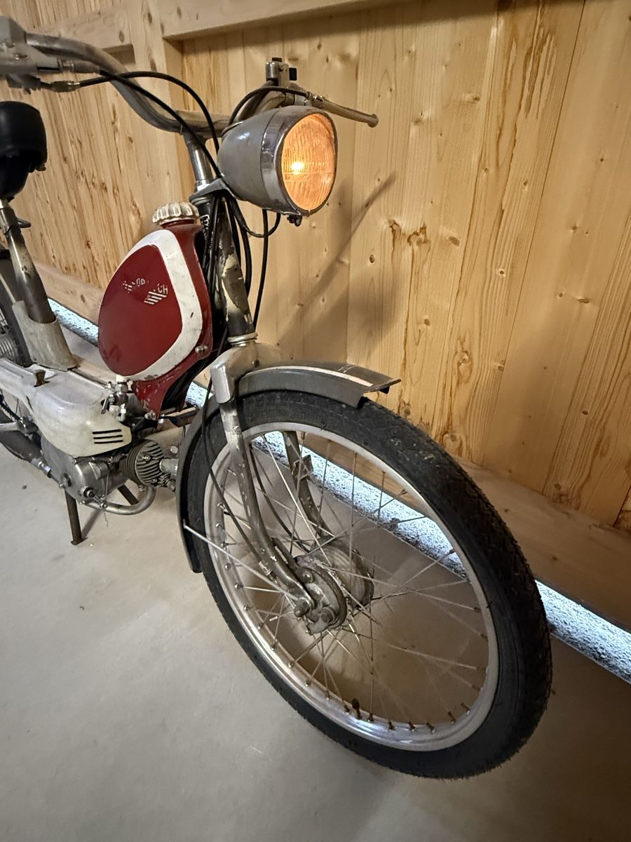 Puch Ciclomotori: Puch Velux x30 – Usato da Linden venduto da Robin.36 1