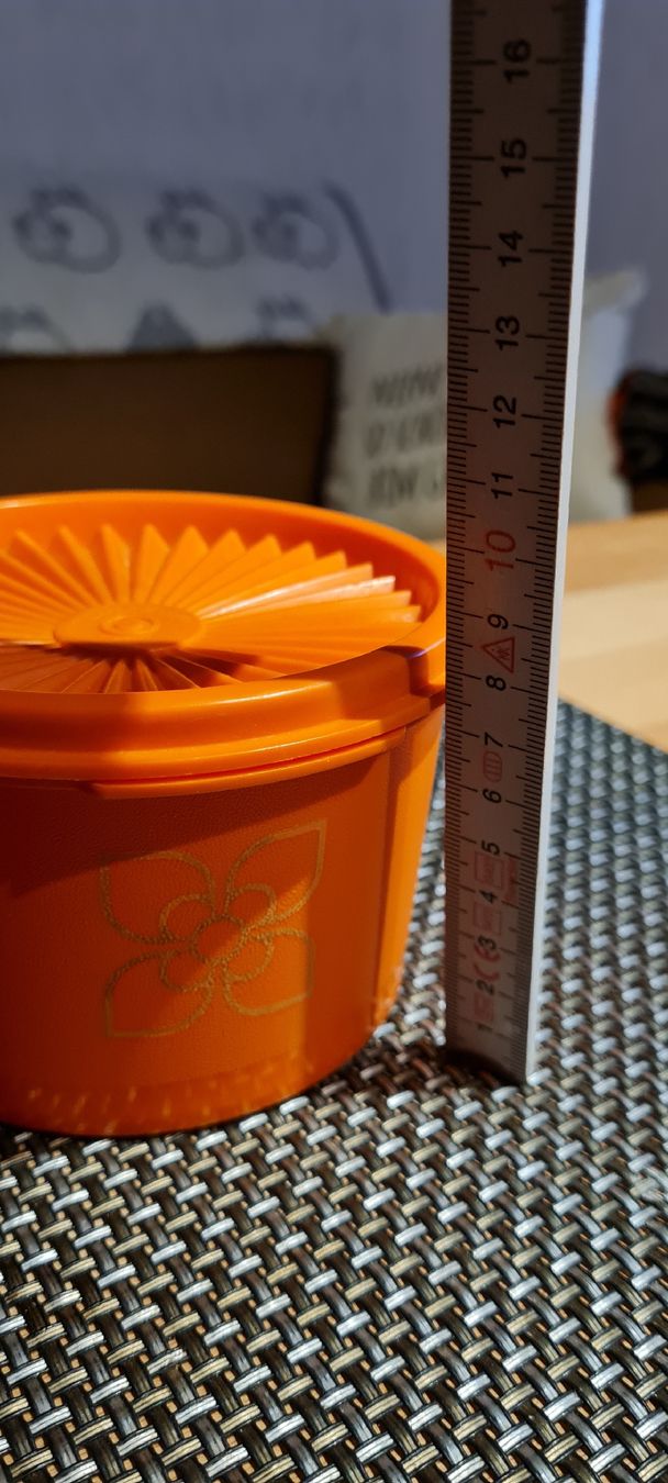 Tupperware Contenitori & Simili: Vintage Tupperware Dose orange – Usato da Münsingen venduto da Cuci31 3