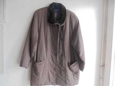 Winterjacke dunkelbraun Gr. 46-48