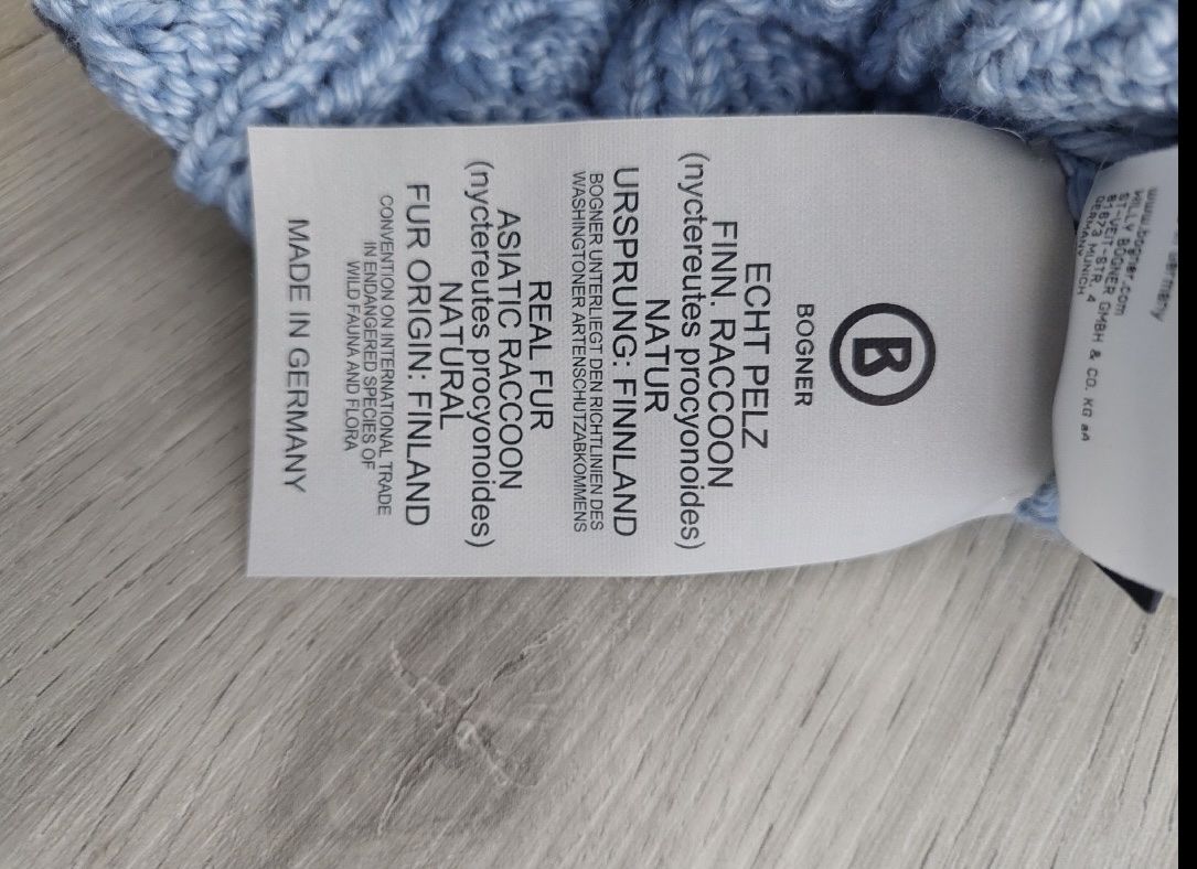 Bogner Copricapi, berretti & cappellini: Hellblaue Bogner Mütze mit Pelz Bommel – Nuovo (secondo la descrizione) da jona venduto da paulan94 3