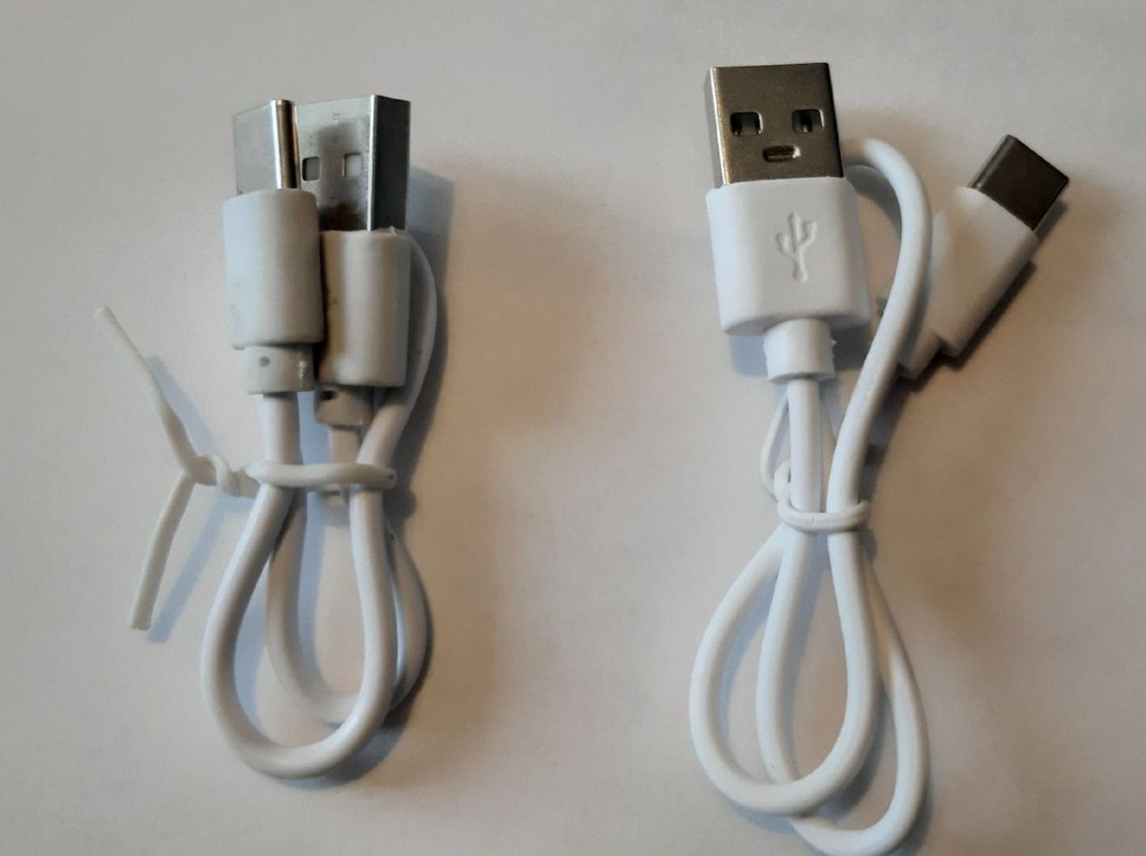 Cavi: USB-A zu USB-C Ladekabel  (2 Stück) – Nuovo (secondo la descrizione) da Wila venduto da myquaso