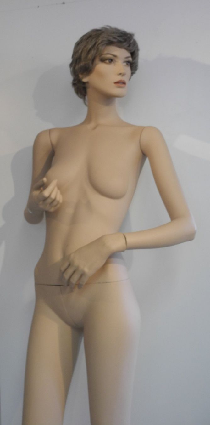 Sonstige Dekorationen & Accessoires: Schaufensterpuppe / Mannequin antik "Emma" – Gebraucht aus Kottwil von Crazyrolf 2