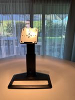 Support de moniteur réglable noir en bon état