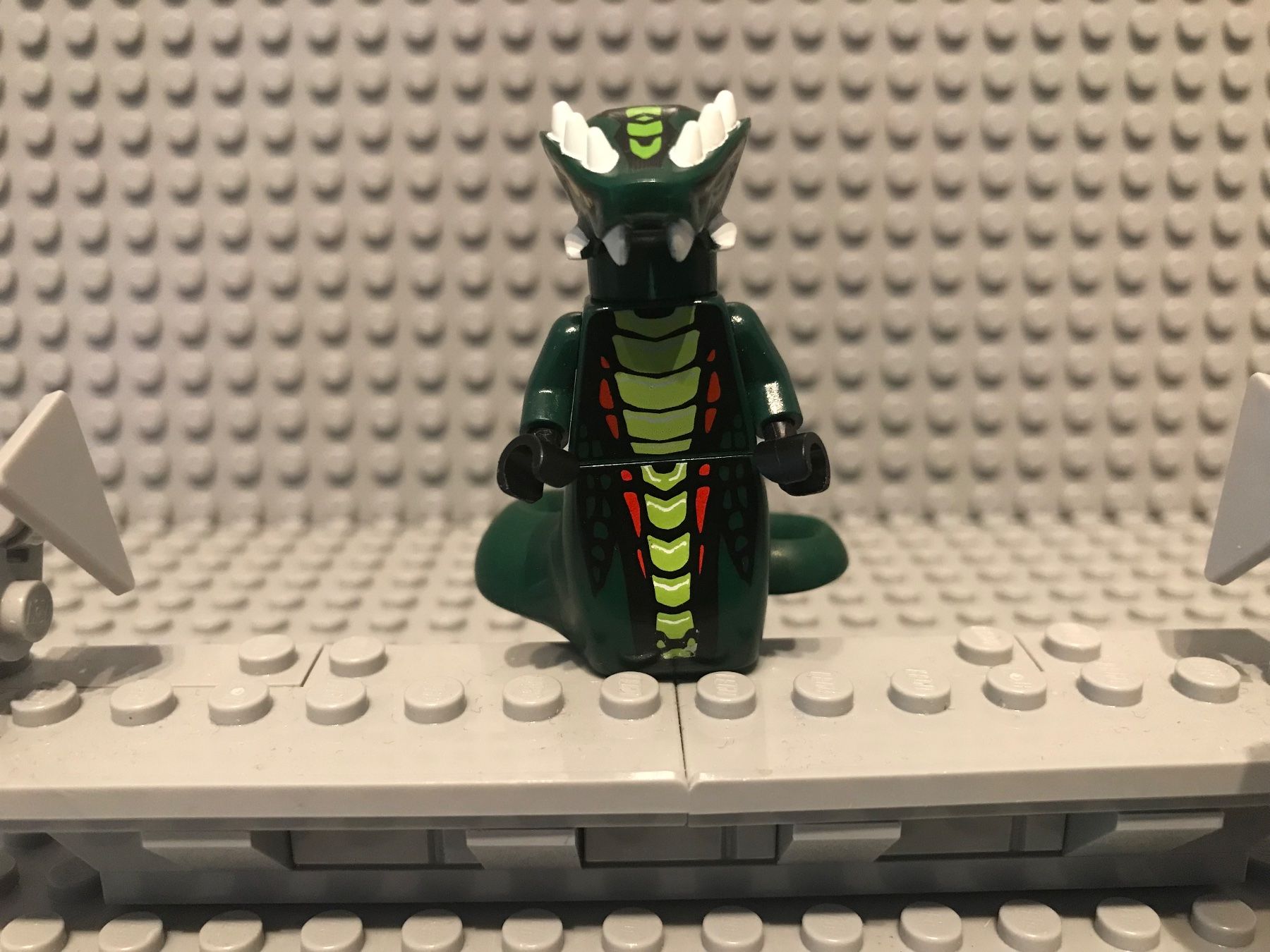 Lego Baukästen: LEGO Ninjago minifigure Acidicus – Gebraucht aus Châtel-St-Denis von