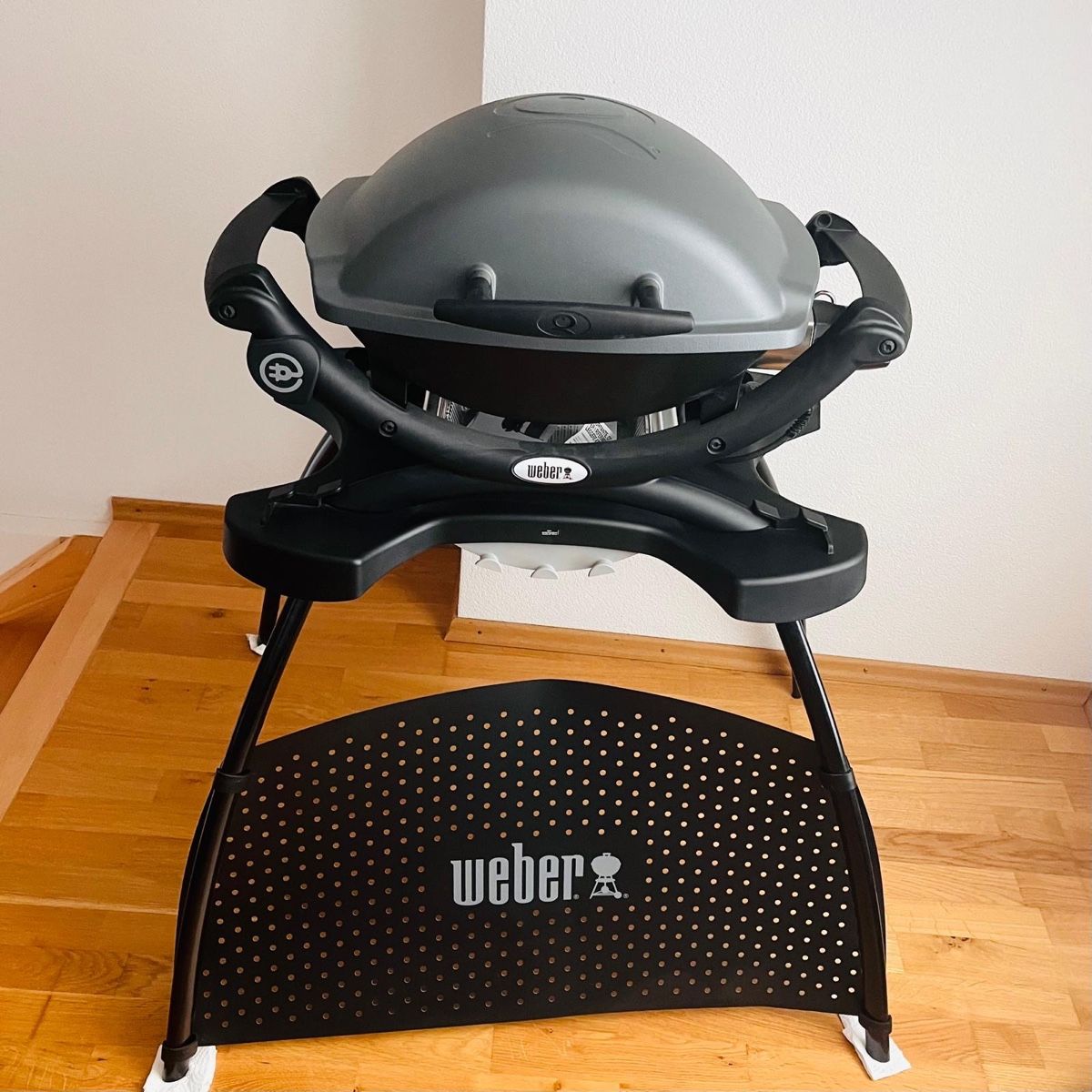 Griglie: Elektrogrill Weber Q1400 mit Standfuss  – Nuovo (secondo la descrizione) da Winkel venduto da and_y2fs