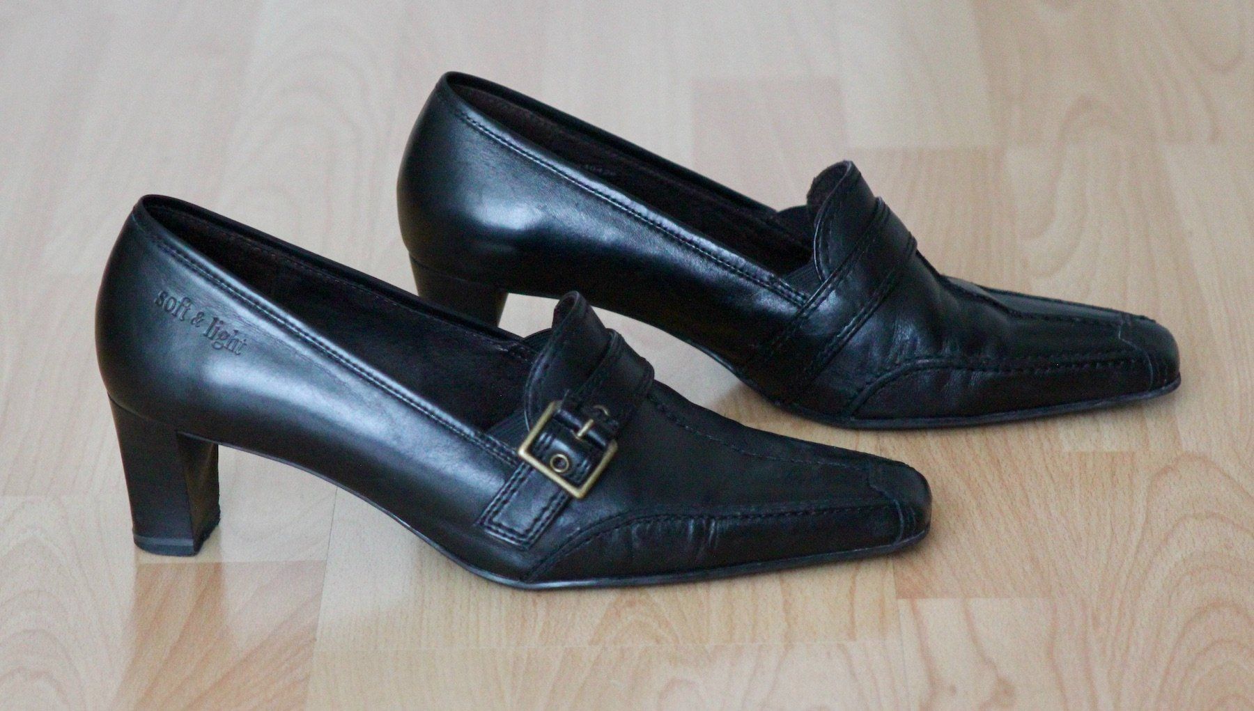 Scarpe da donna: Pumps aus Leder Grösse 6 – Usato da Münchenstein venduto da brigser