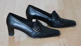 Pumps aus Leder Grösse 6