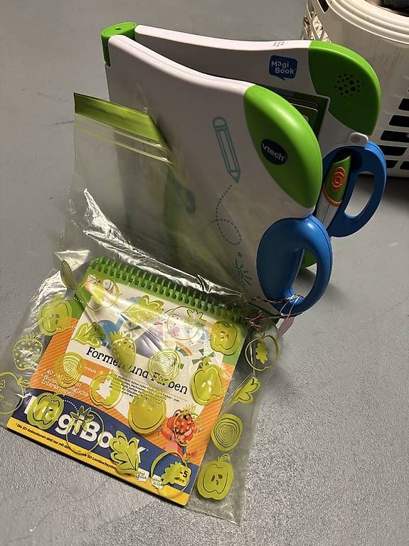 Giocattoli: Vtech Magibook (Lerncomputer für Kinder) – Usato da Roggwil BE venduto da soiniggeli_88 1
