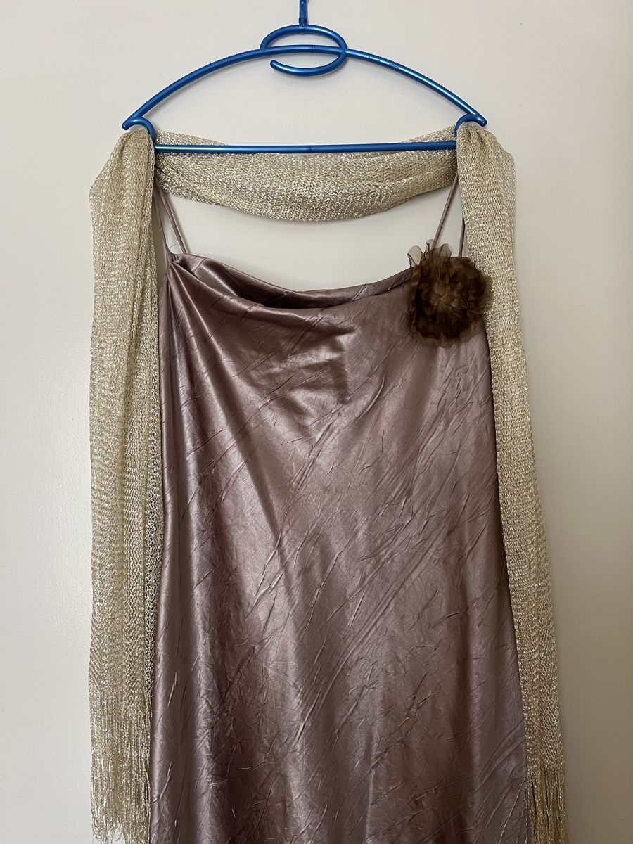Kleider: Jolie Robe, taille 40 – Gebraucht aus Sierre von mimi7575 1