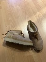 Ugg Damenschuhe US Gr 9. Wie neu