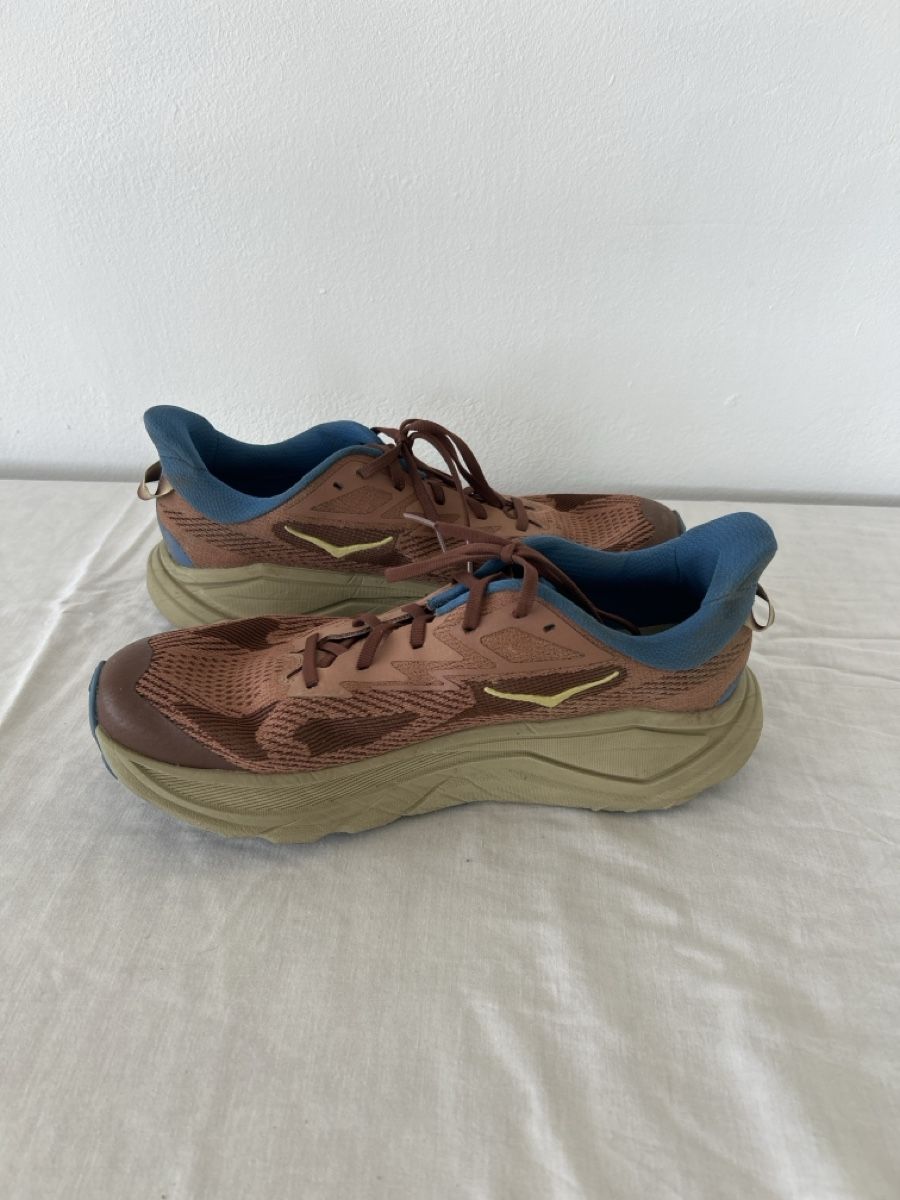 Scarpe da uomo: Hoka Challenger 8 44 2/3 – Nuovo (secondo la descrizione) da Dietikon venduto da mathemathis 2