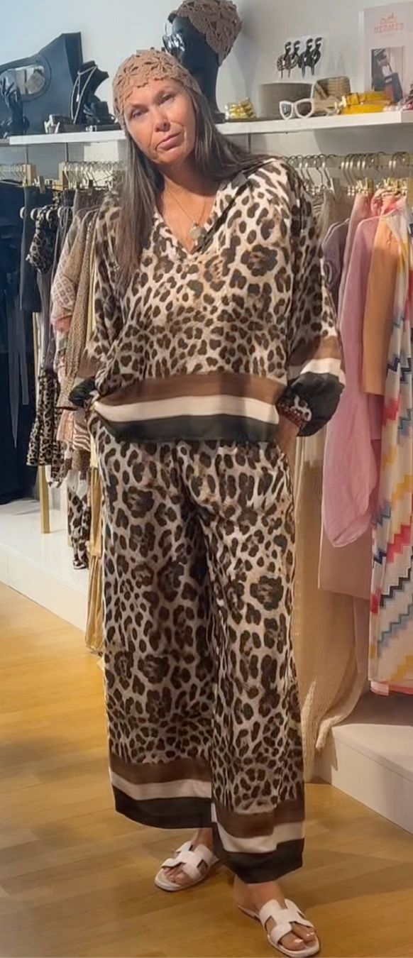 Pantaloni: Lässige weite Leohose oder Ensemble – Nuovo e nell'imballaggio originale da Zürich venduto da Naebeli 5
