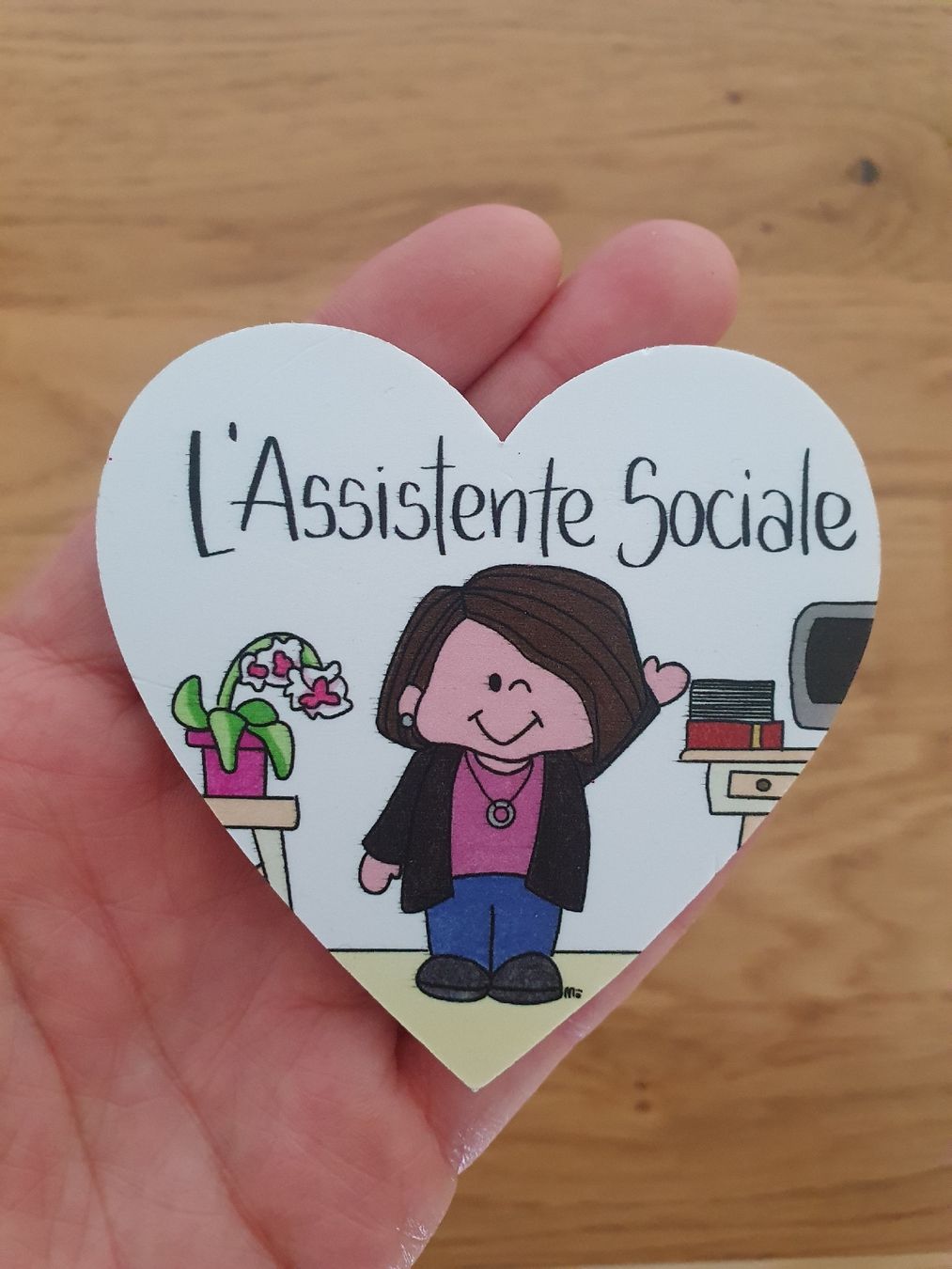 Calamite: Magnet "L'Assistente Sociale" Herzförmig – Nuovo (secondo la descrizione) da Moosseedorf venduto da Sonnenschein.. 1
