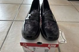 Neue Rieker Damen Lack Schuhe Grösse 40 Sneaker