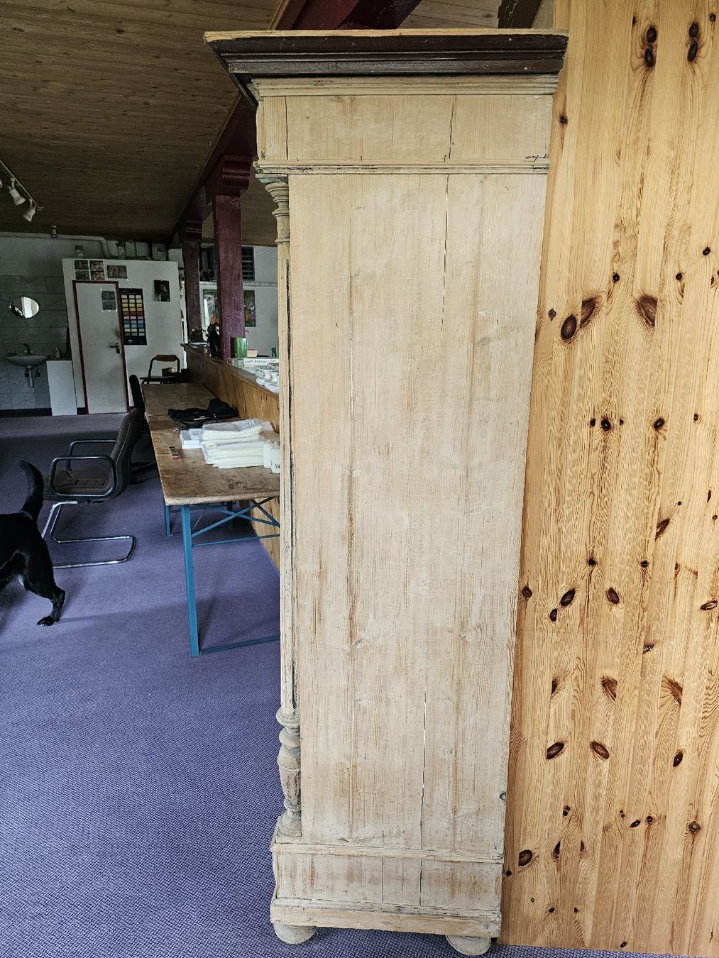 Armadi: Antiker Tannenschrank – Usato da Meisterschwanden venduto da Hummer21 1