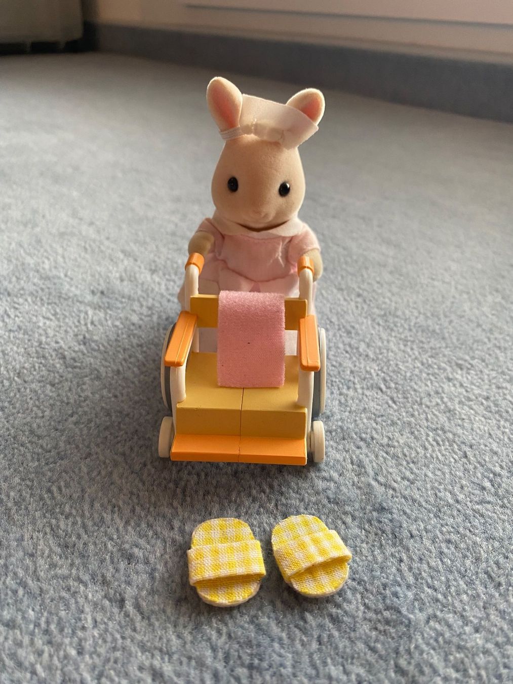 Sylvanian families Giocattoli: Sylvanian Families - Krankenschwester Set – Usato da Russikon venduto da Barolo17 2