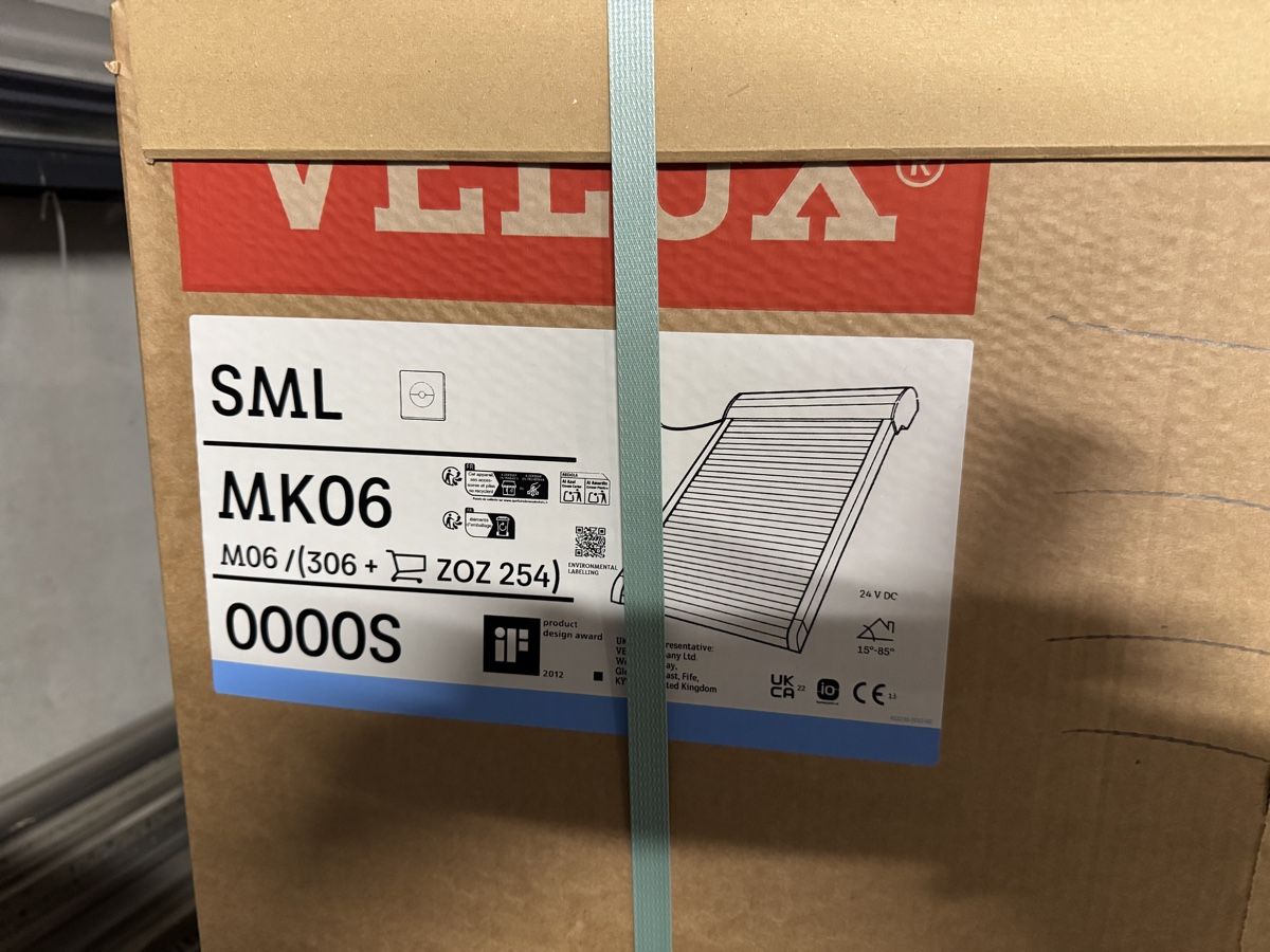 Velux Tende da sole: Velux Aussenrolladen Elektrisch SML MK06 – Nuovo e nell'imballaggio originale da Biberist venduto da Boumi_73 2