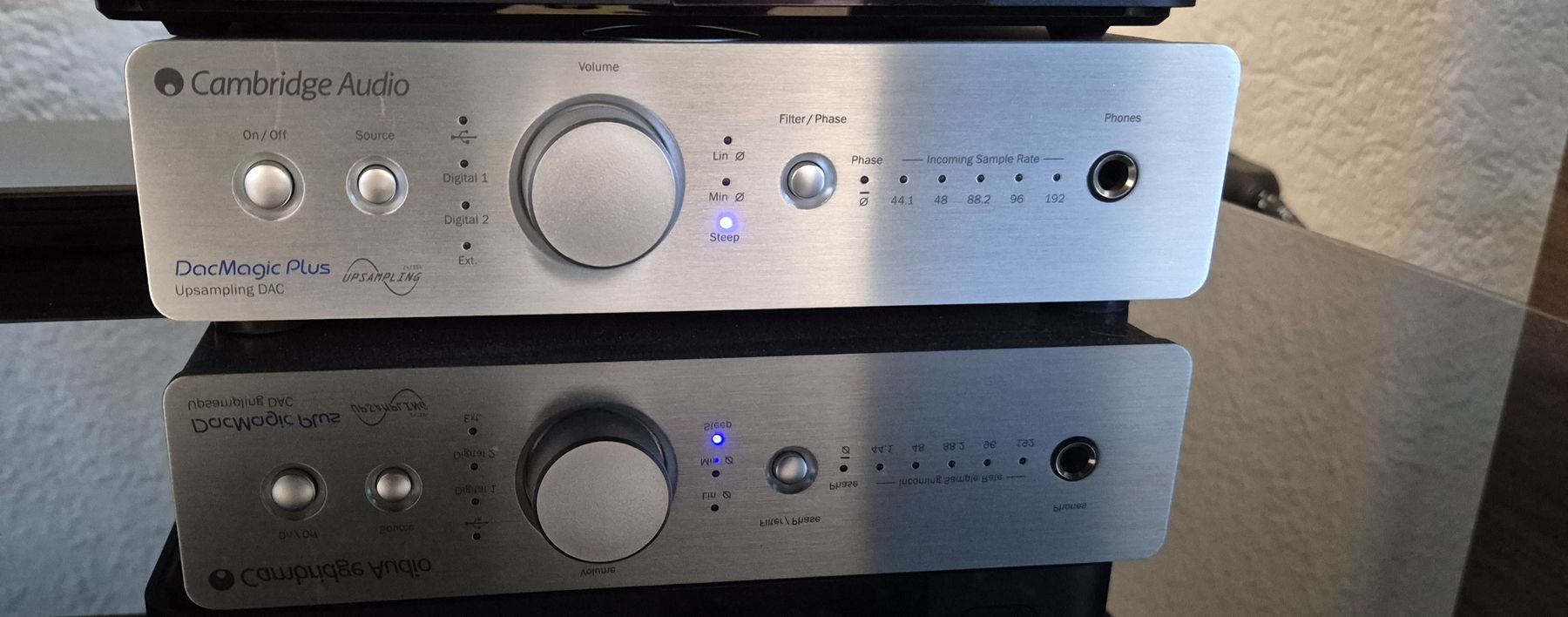 Audio- & Mediensysteme: Media Player mit Festplatte und IPad – Gebraucht aus Bülach von Sacro 1