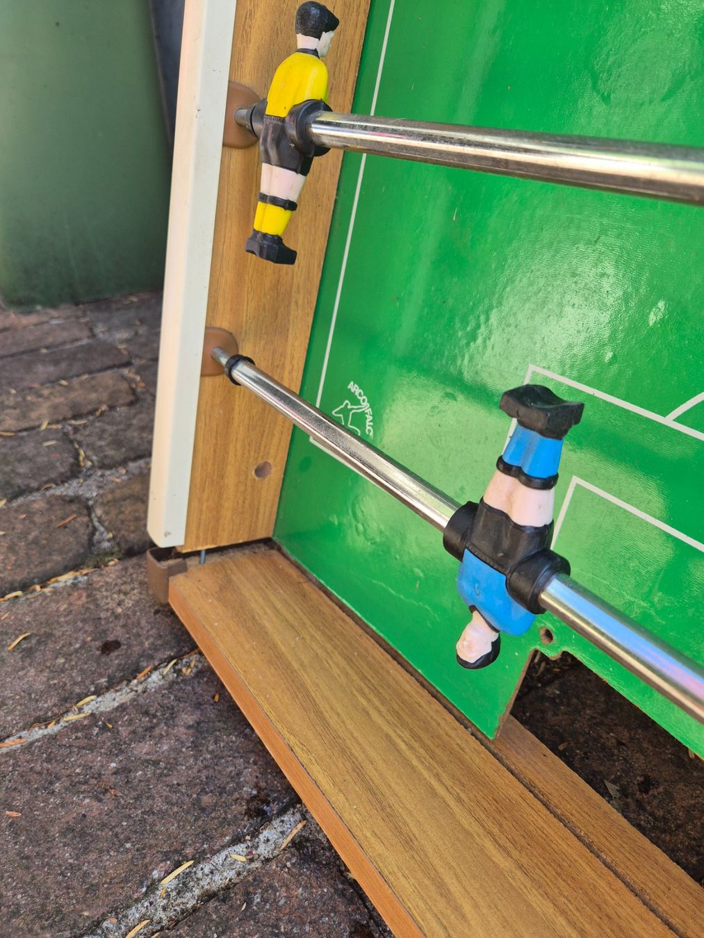 Giochi: Tischfussball Kickertisch – Usato da Winkel venduto da Heuresis 2