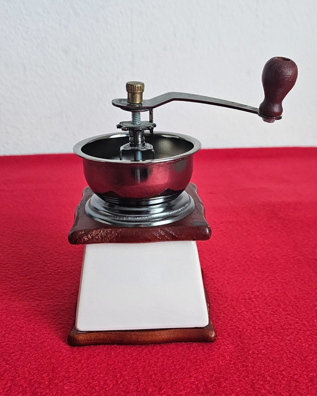 Elettrodomestici da cucina: Kaffeemühle-Vintage-Stil – Usato da Bronschhofen venduto da David80 2