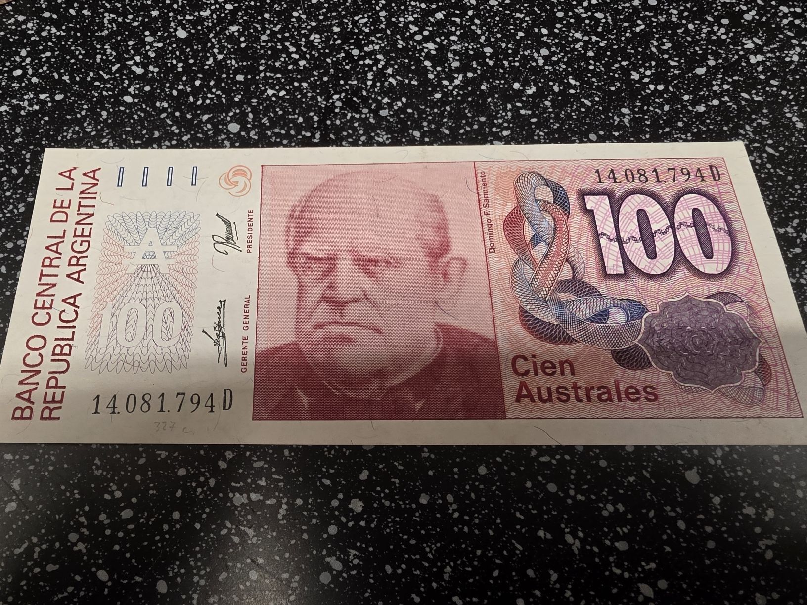Banconote: Argentinien 100 Australes Banknote  – Nuovo e nell'imballaggio originale da Herisau venduto da Antiques.AR