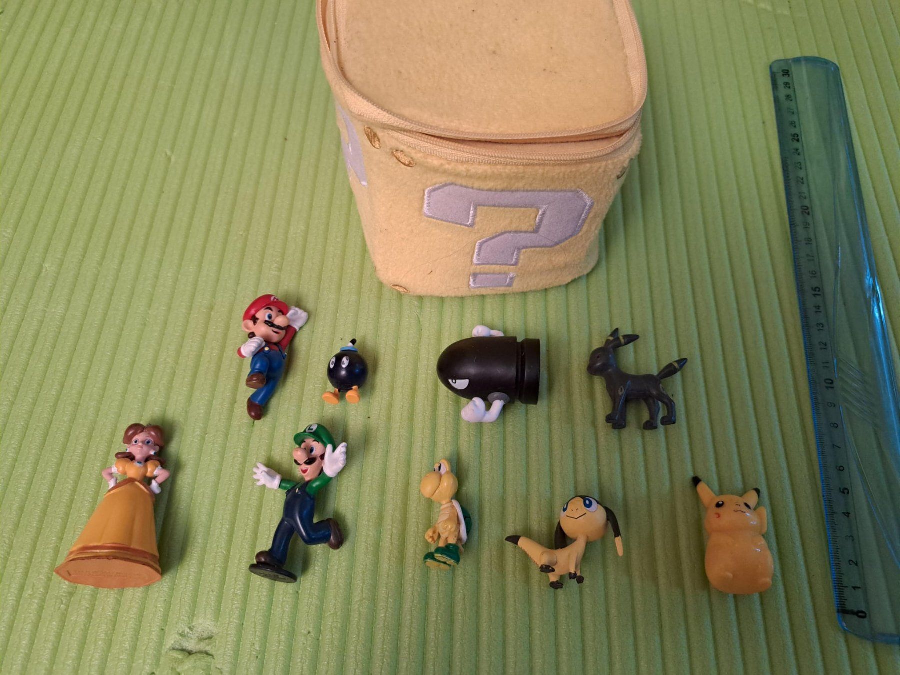 Nintendo Giocattoli: Lot de figurine Nintendo – Usato da Cointrin venduto da ant_ll7g