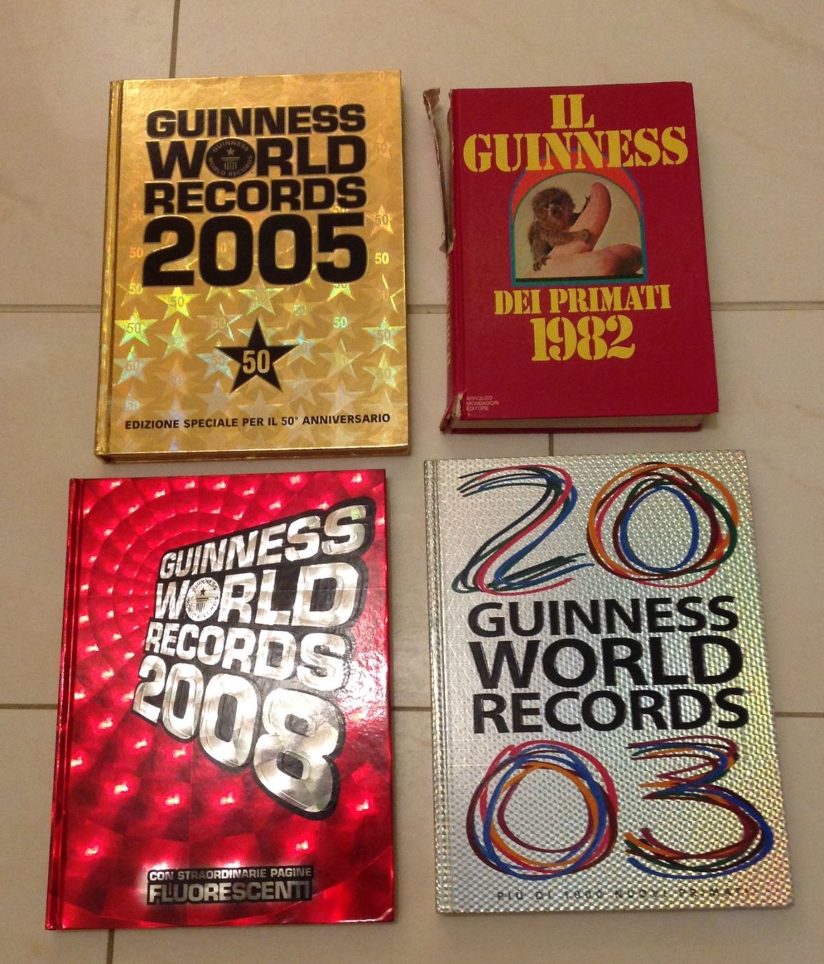 Bücher: 4 Libri Guinness World Records 2003 - 2005 - 2008 - 1982 – Gebraucht aus Riva San Vitale von ramarro57 1
