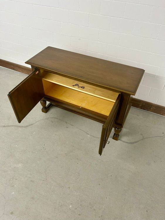Commodes: Antiker Holzschrank Buffet-Schrank Sideboard SEM Produktion – D'occasion à Winterthur par Der-Insider 1